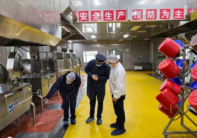 北京石景山区市场监管局全面加强学生餐供餐企业食品安全指导检查