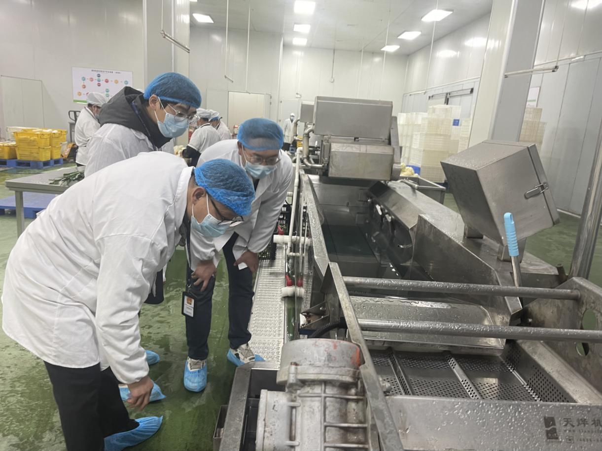 赣州市章贡区市场监督管理局开展校园供餐企业全链条督导 筑牢食品安全防线