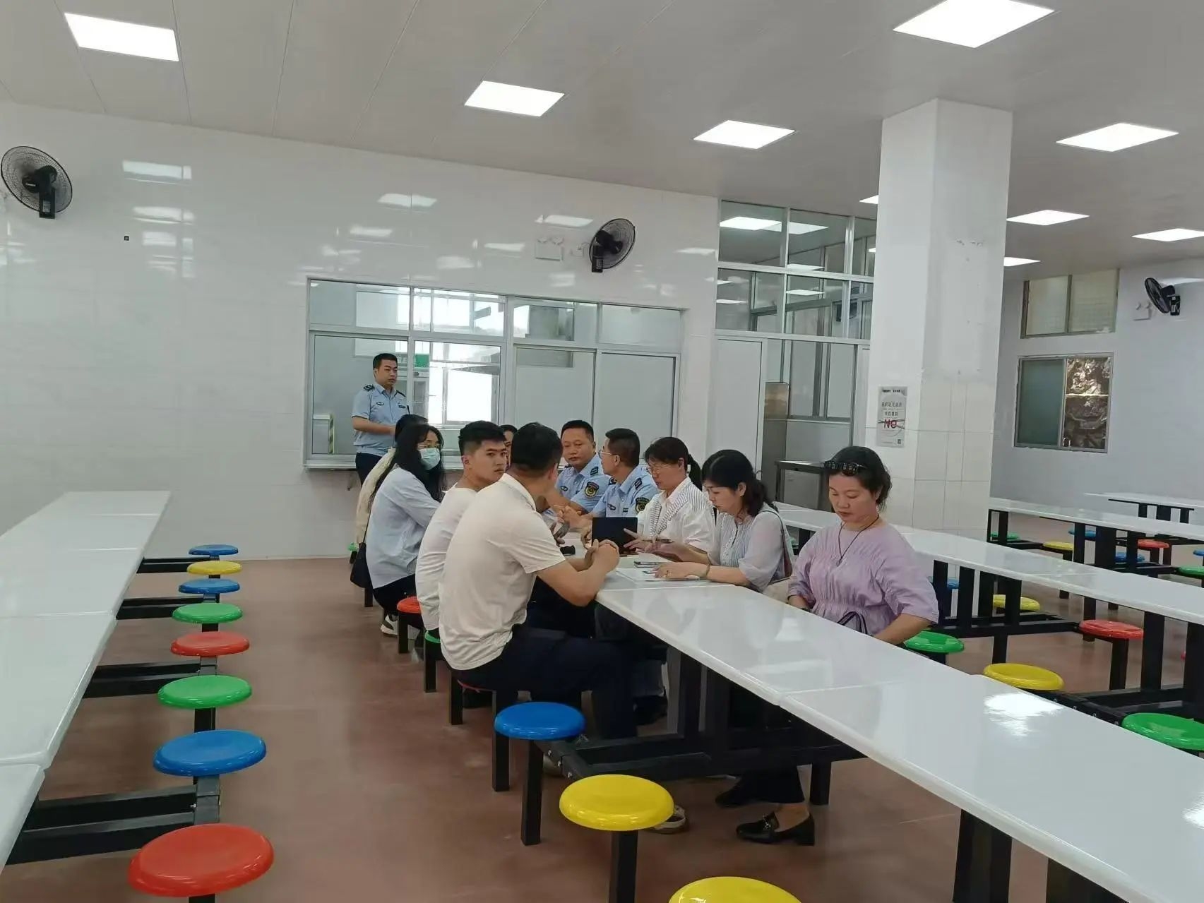 漳州市诏安县市场监管局靠前服务 护航校园食品安全